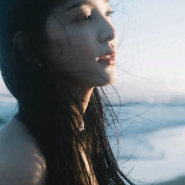 隔窗未了缘
